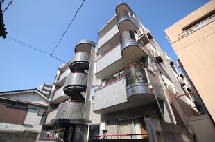 ロ－タリ－マンション布施南の物件外観写真